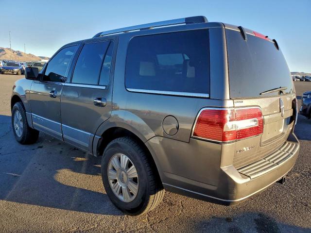 Lincoln Navigator Image 12