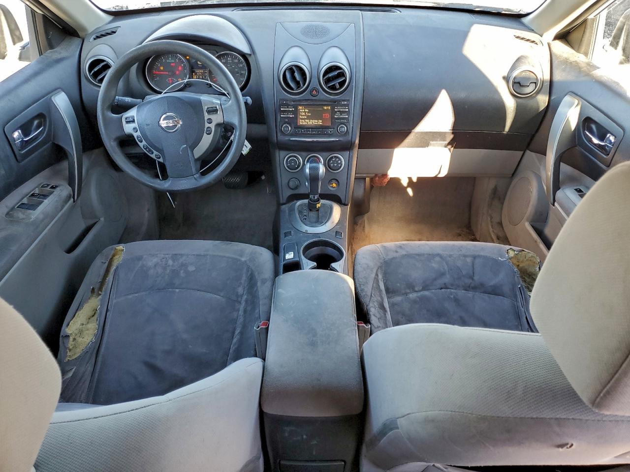 Nissan Rogue S Image 5