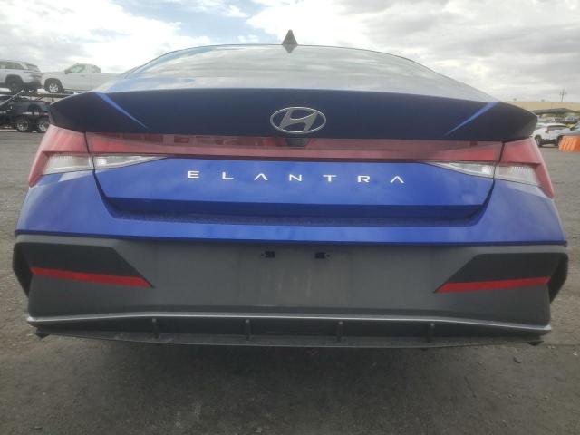 Hyundai ELANTRA Sel Image 3