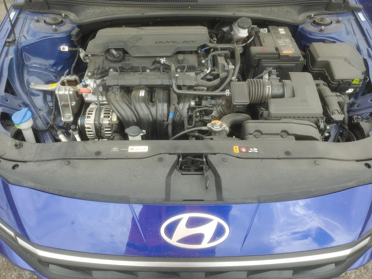 Hyundai ELANTRA Sel Image 8