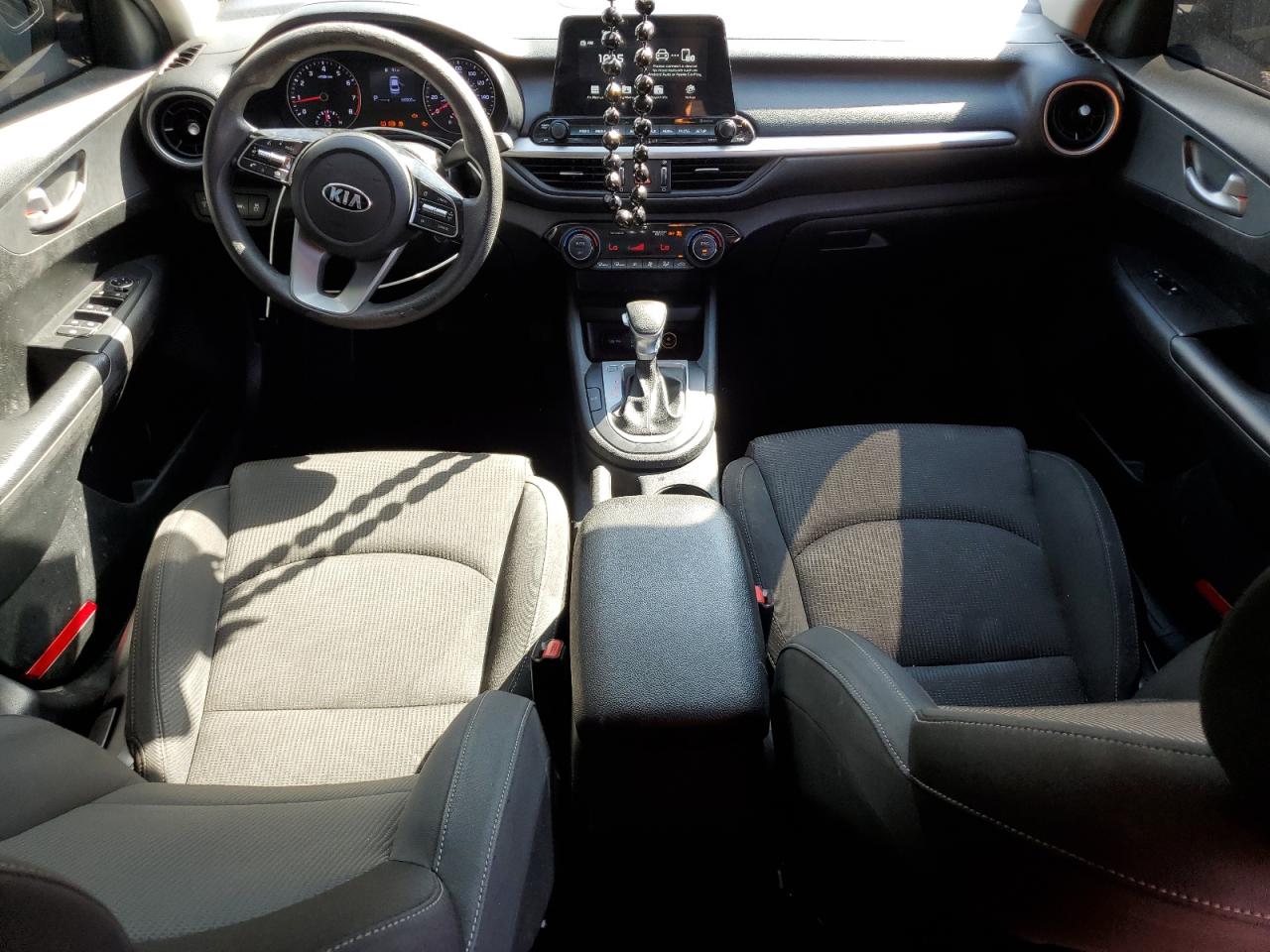 Kia Forte Fe Image 8