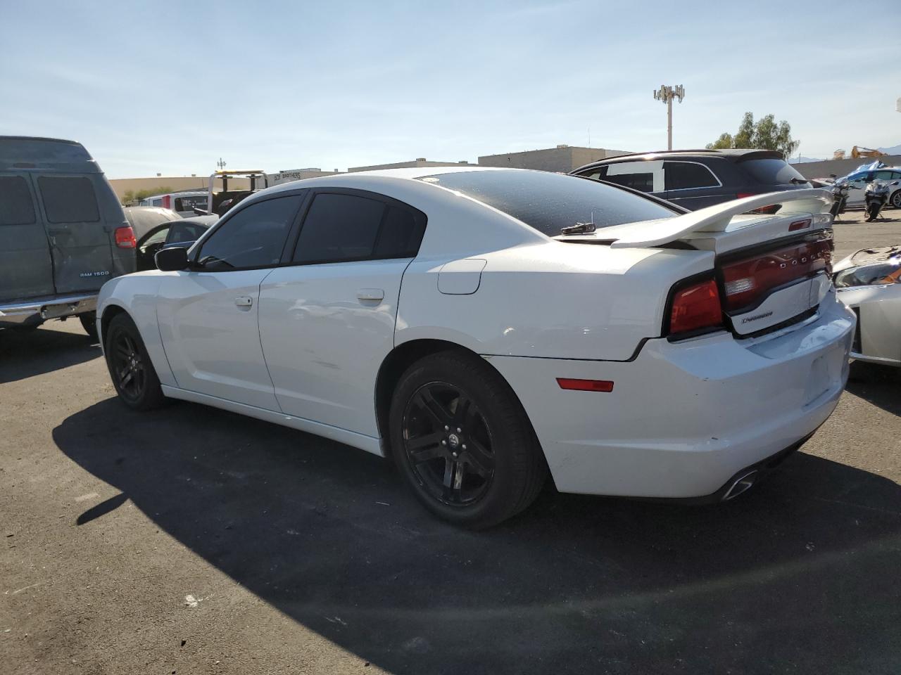 Dodge Charger Se Image 5