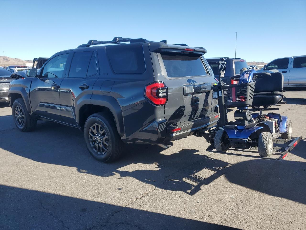 Toyota 4Runner Sr5 Image 2