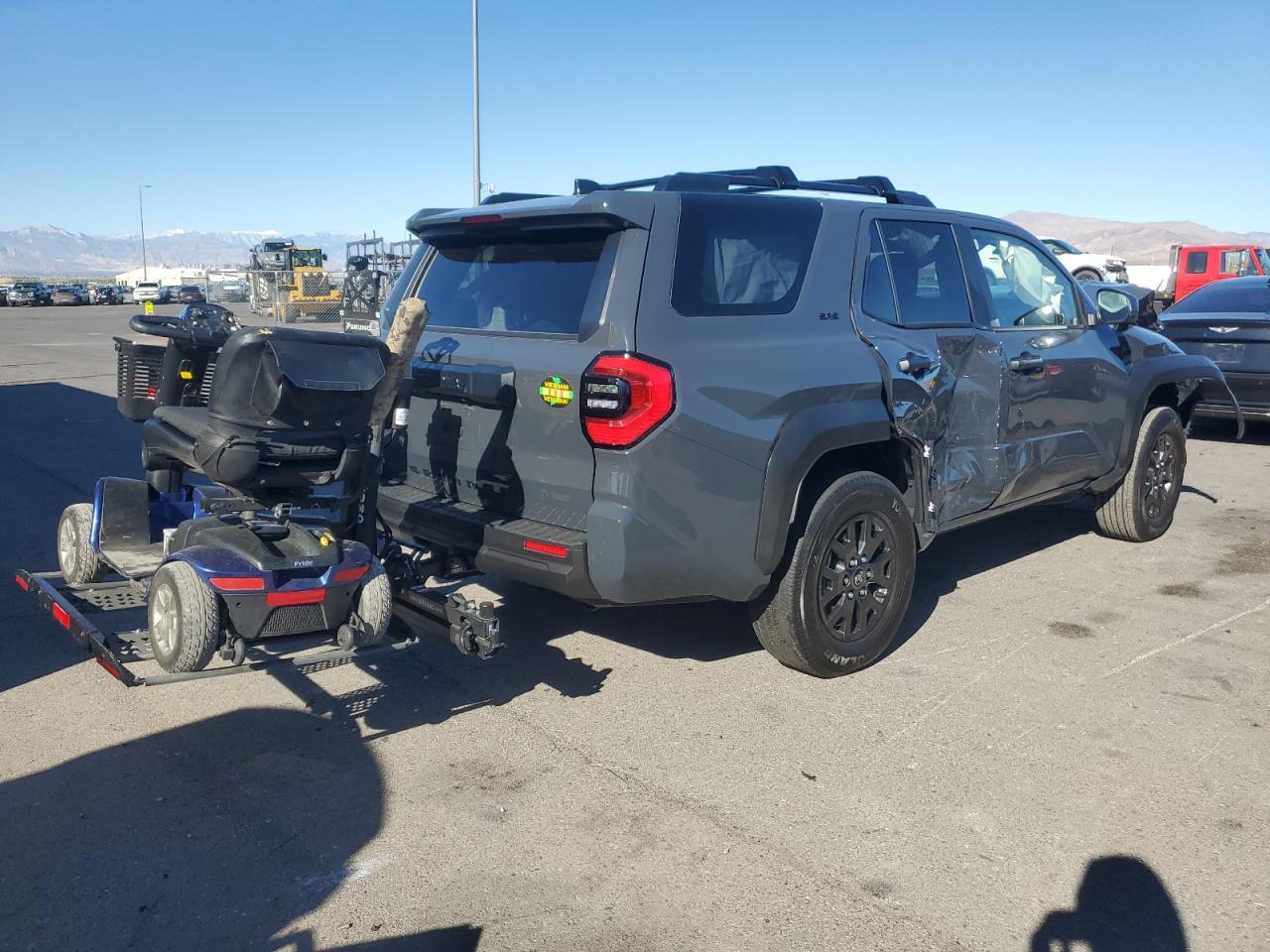 Toyota 4Runner Sr5 Image 3