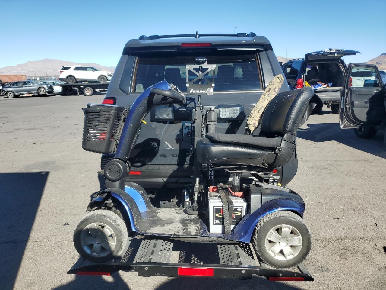 Toyota 4Runner Sr5 Image 13