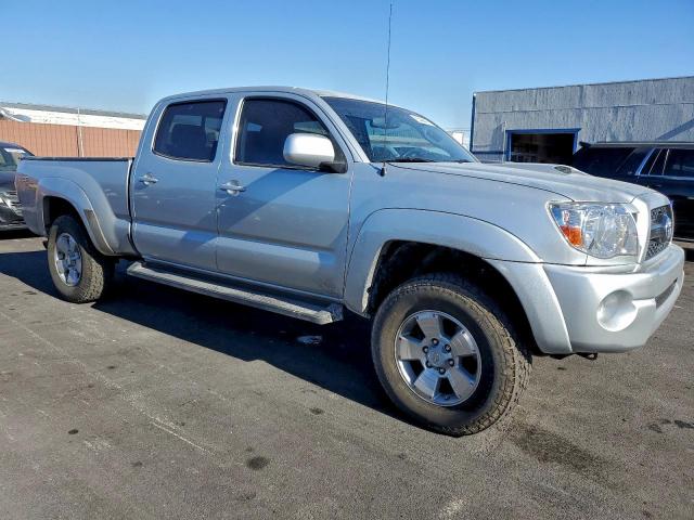 Toyota Tacoma Double Cab Prerunner Long Bed Image 4