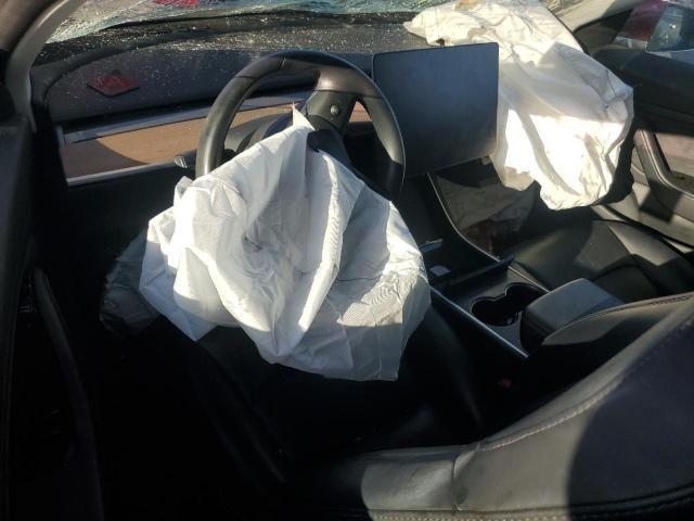 Tesla Model 3 Image 8