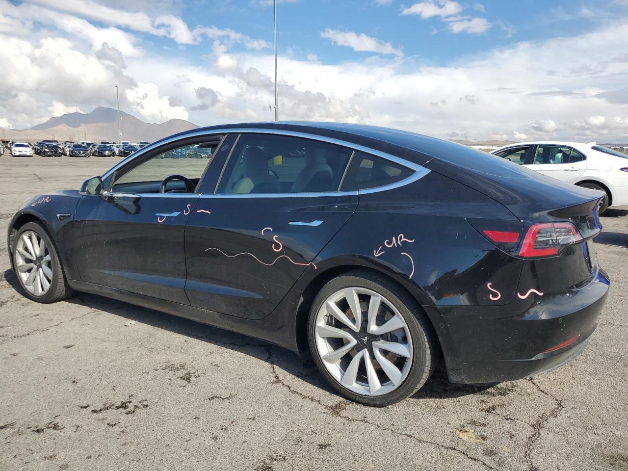 Tesla Model 3 Image 11