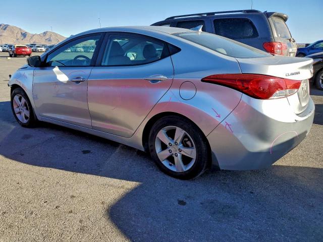 Hyundai ELANTRA Gls Image 3