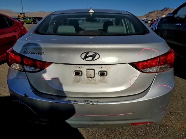 Hyundai ELANTRA Gls Image 6