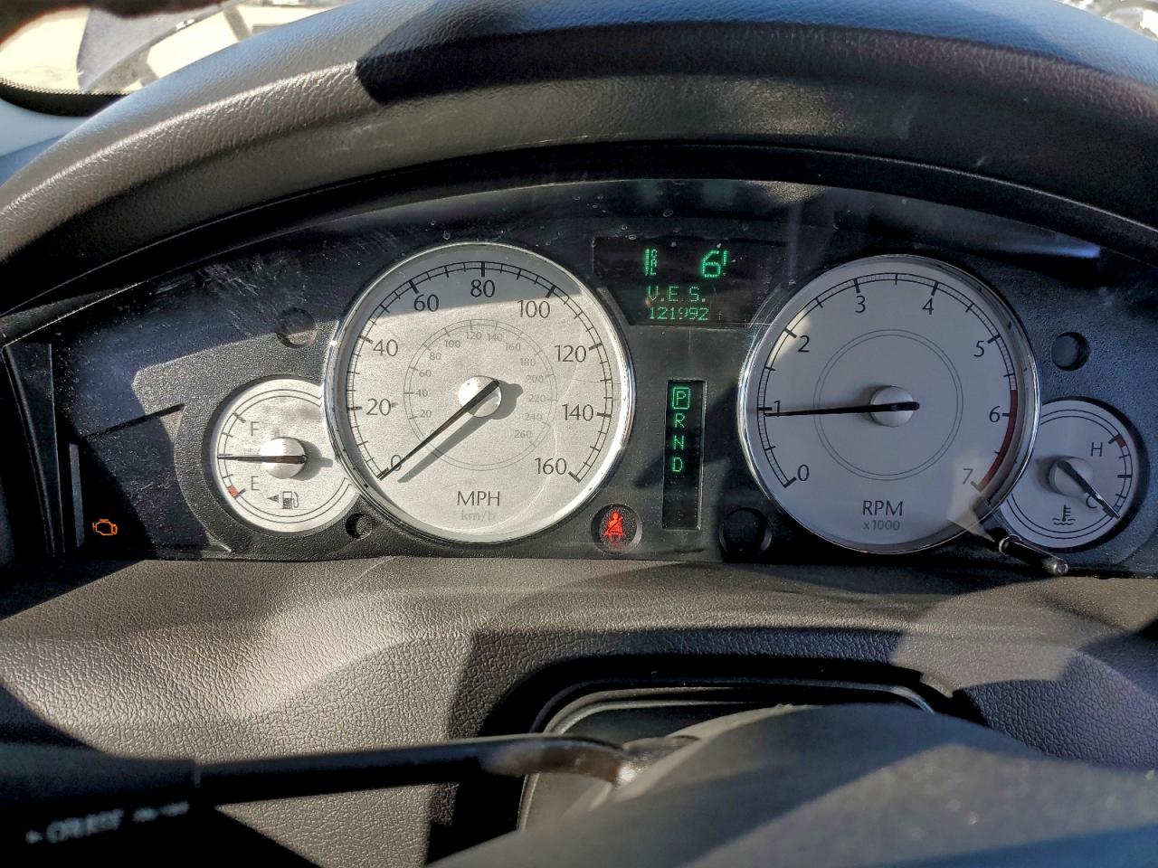 Chrysler 300 Image 10