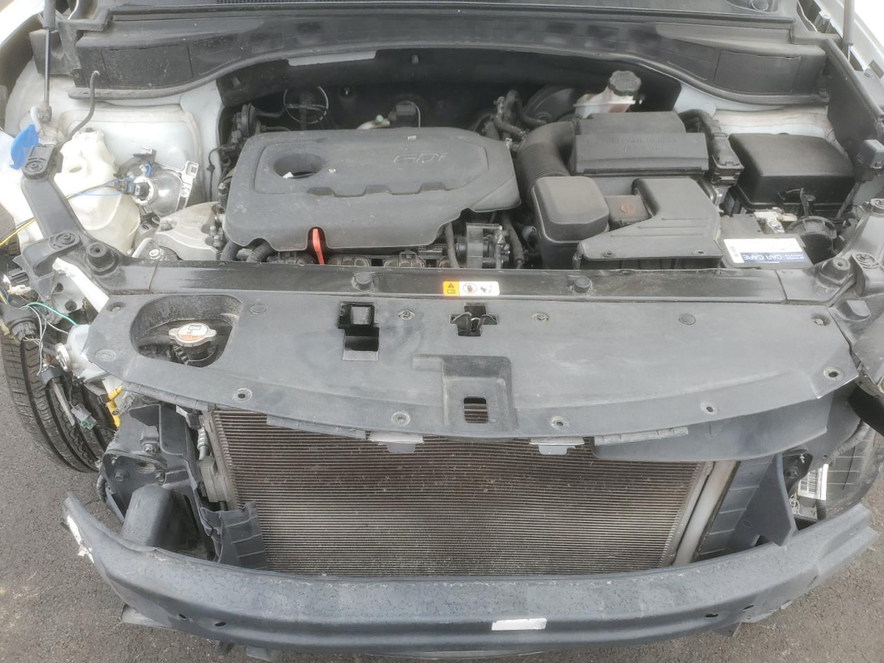 Hyundai SANTA FE Image 13