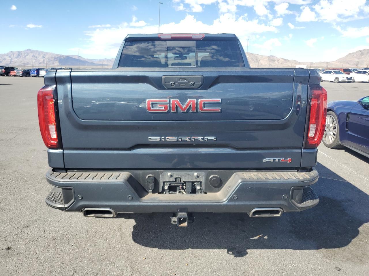 GMC Sierra K1500 At4 Image 5