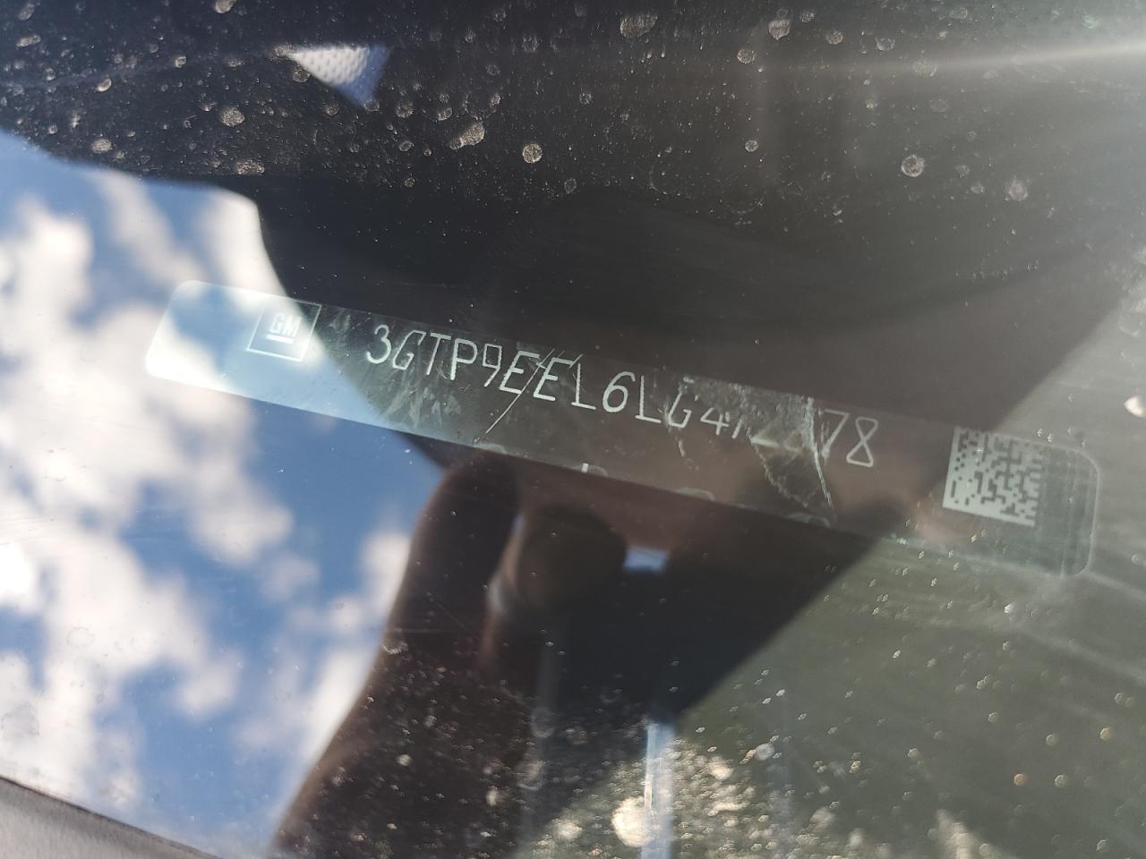 GMC Sierra K1500 At4 Image 9