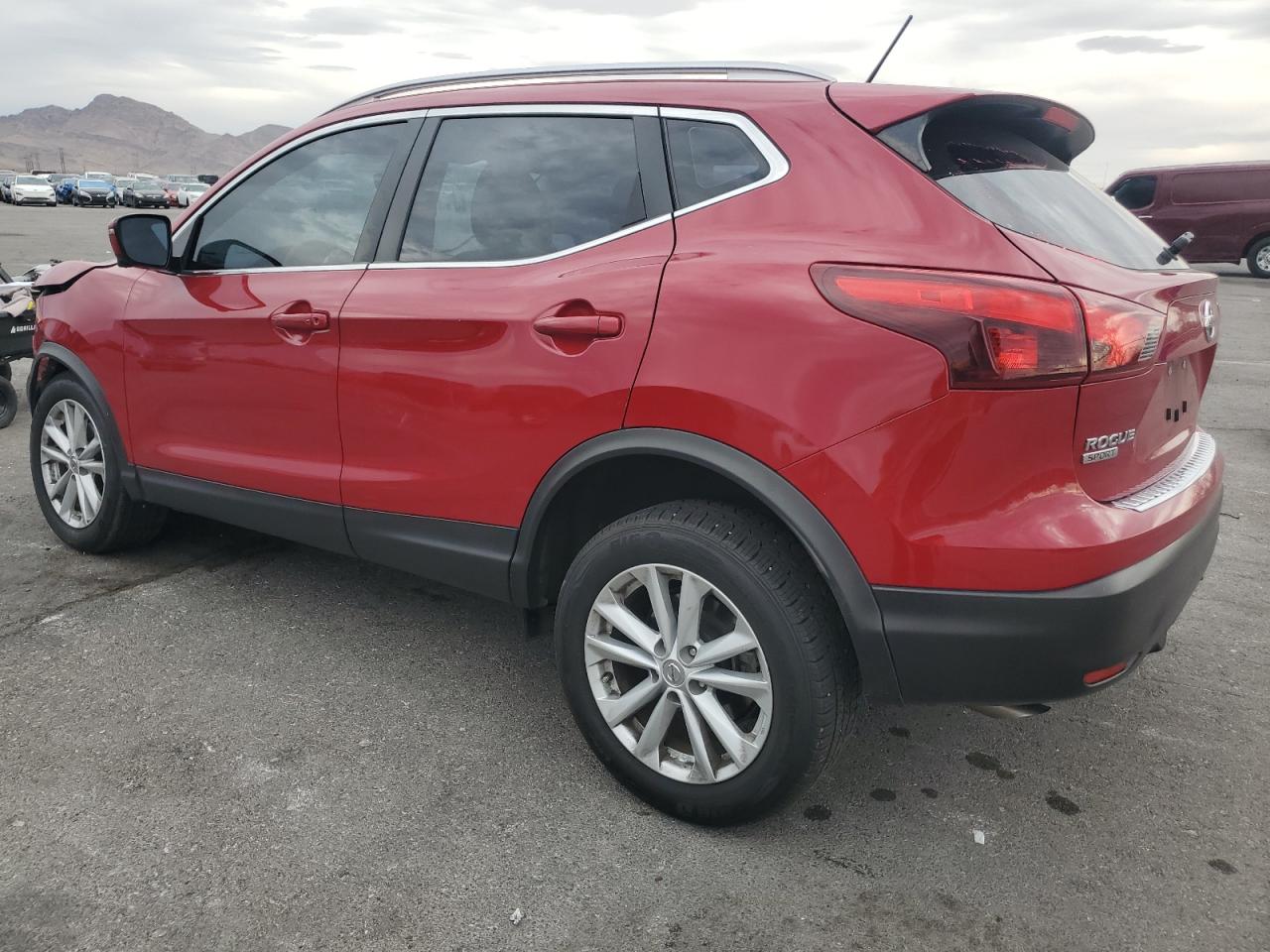 Nissan Rogue S Image 4