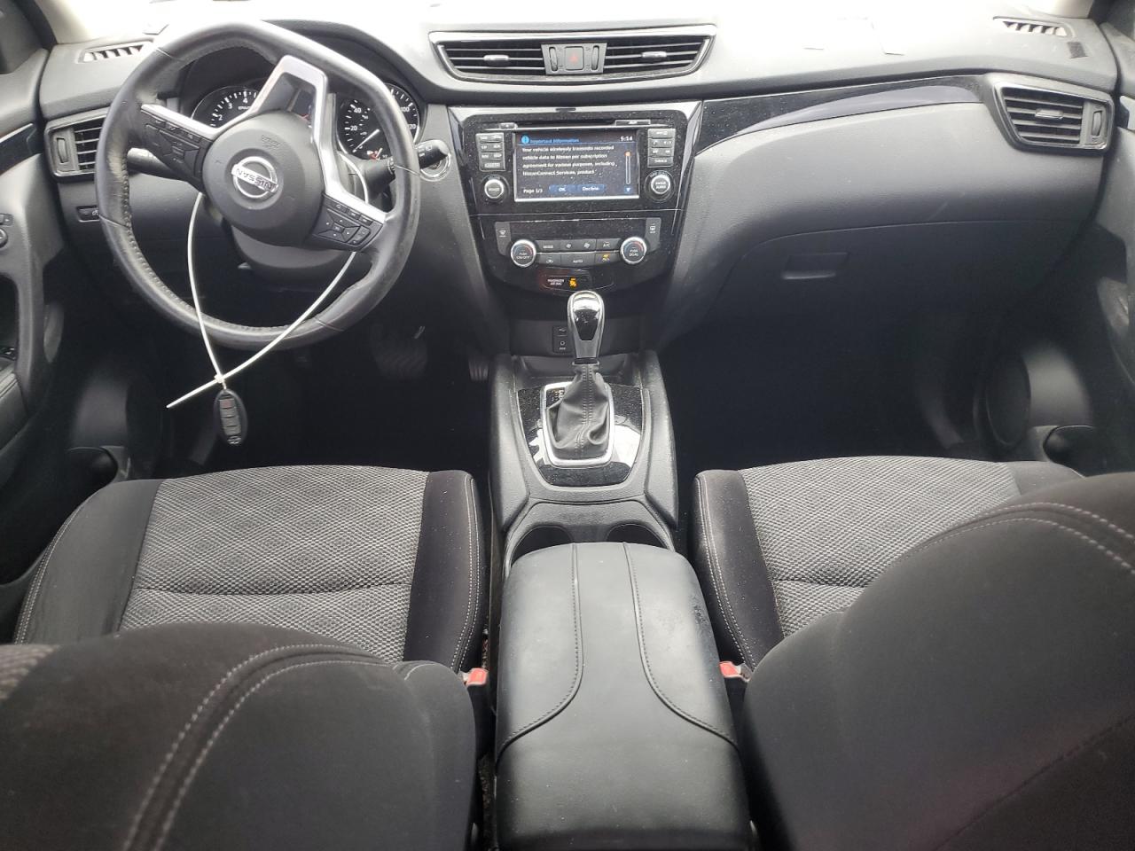 Nissan Rogue S Image 8