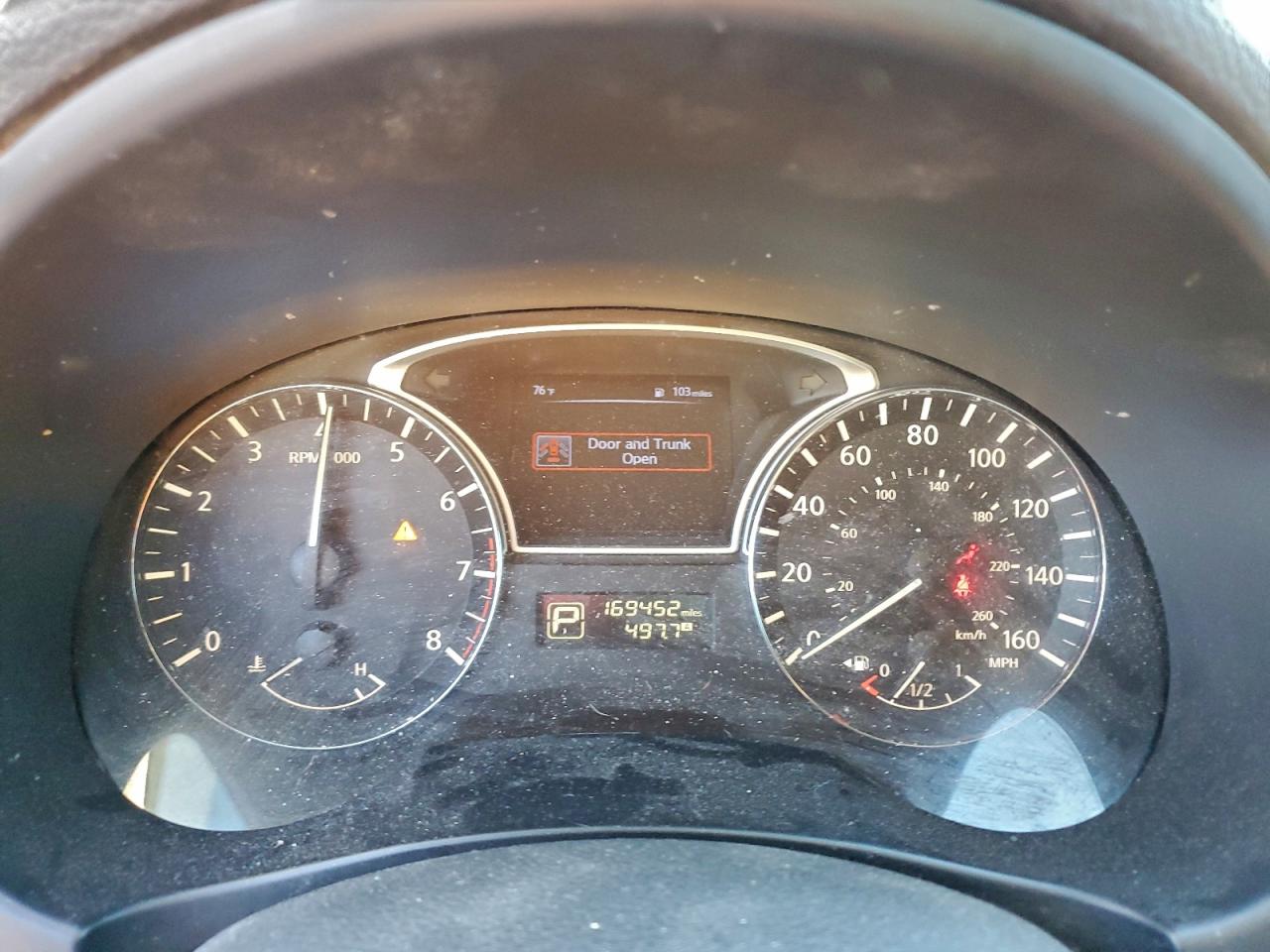 Nissan Altima 2.5 Image 3