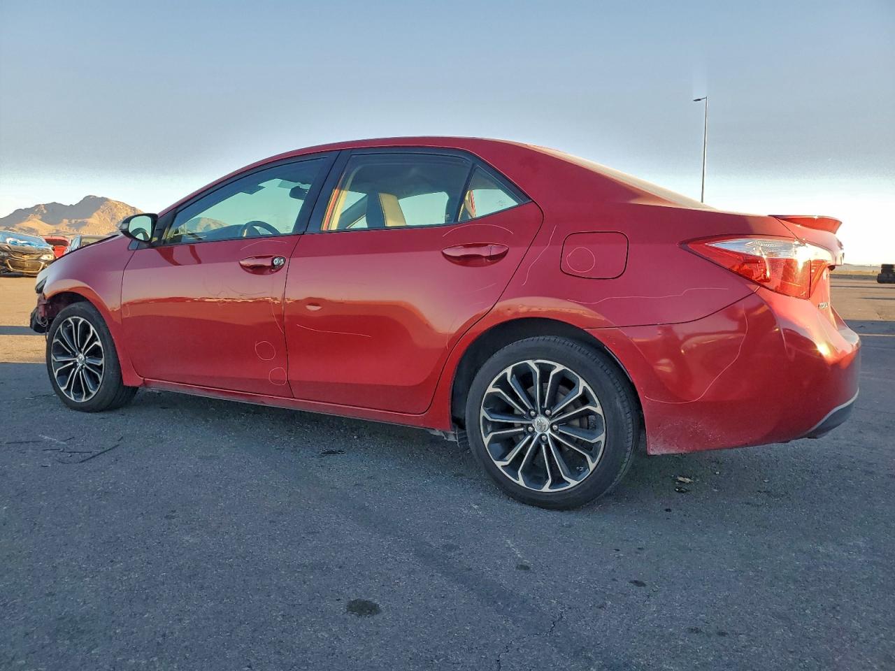 Toyota Corolla L Image 9