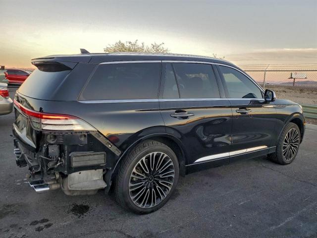 Lincoln Aviator Black Label Image 4