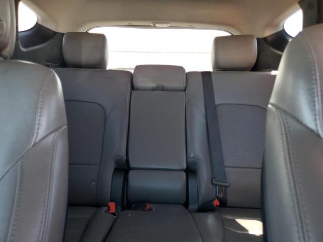 Hyundai SANTA FE Image 8