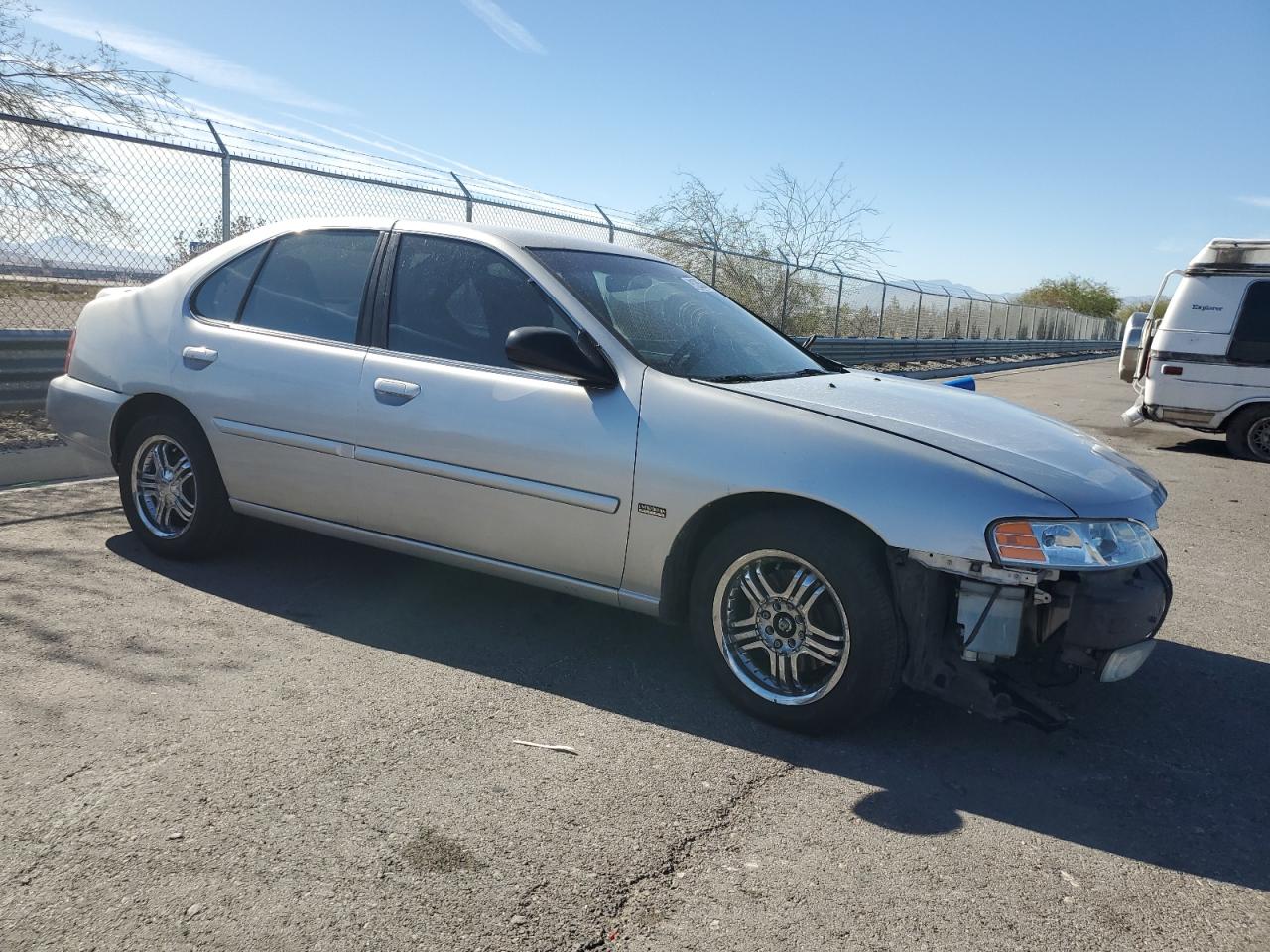 Nissan Altima Xe Image 3