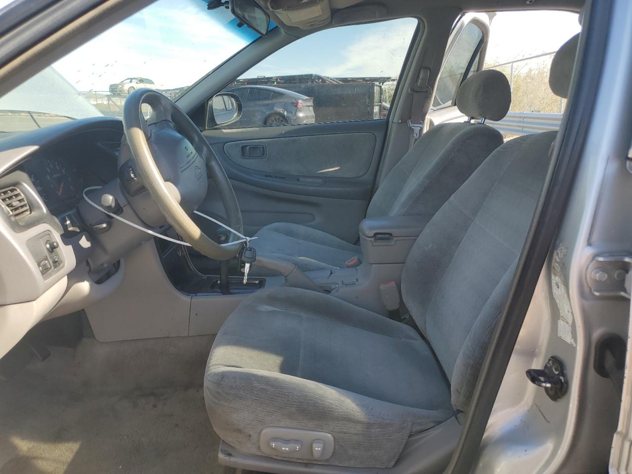 Nissan Altima Xe Image 10