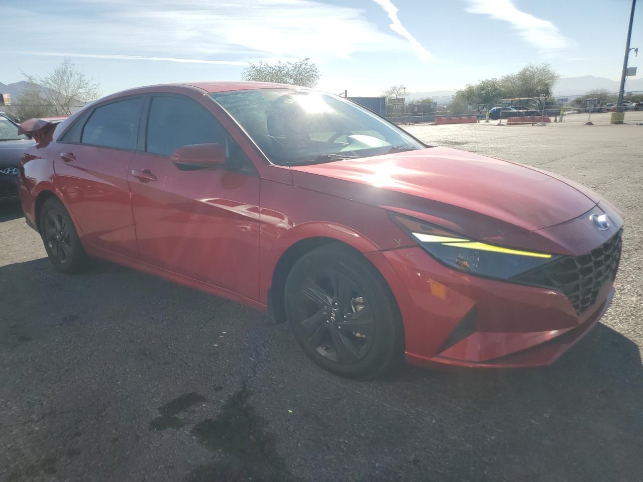 Hyundai ELANTRA Sel Image 3