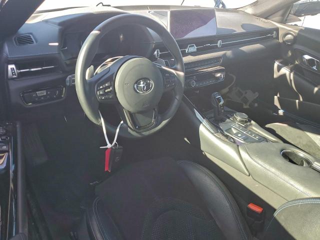 Toyota Supra Base Image 10