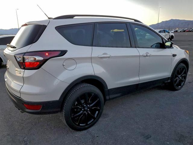 Ford Escape Titanium Image 7