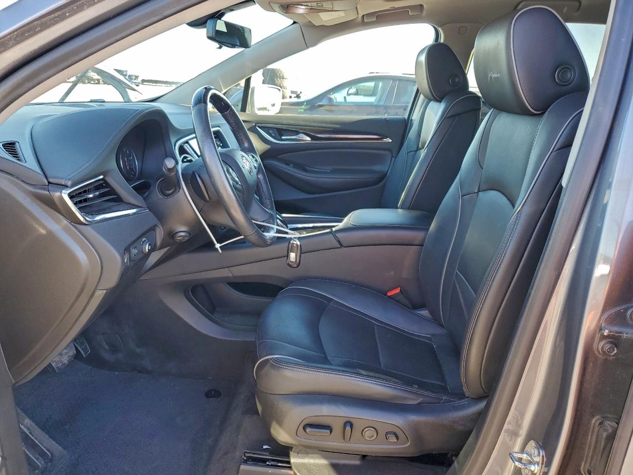 Buick Enclave Avenir Image 6