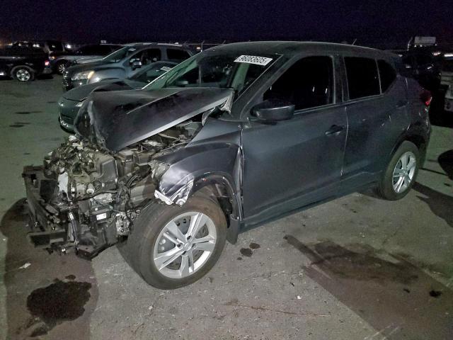  Salvage Nissan Kicks