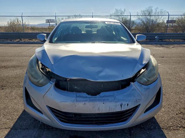 Hyundai ELANTRA Se Image 3