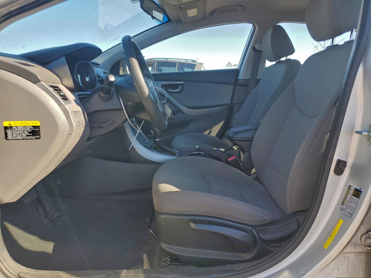 Hyundai ELANTRA Se Image 9