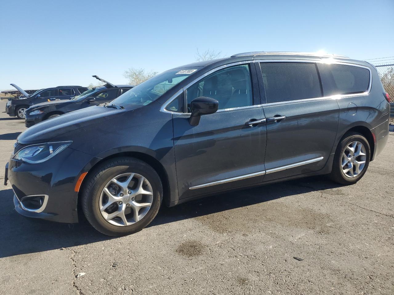 Chrysler Pacifica Touring L Plus Image 1