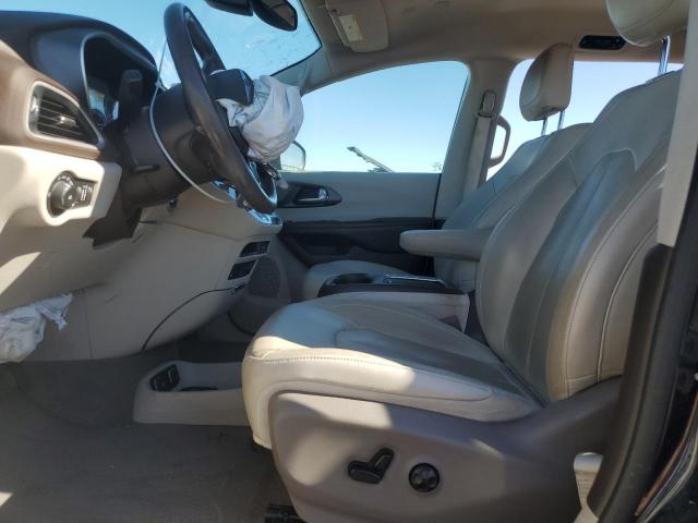 Chrysler Pacifica Touring L Plus Image 5