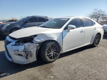  Salvage Lexus Es