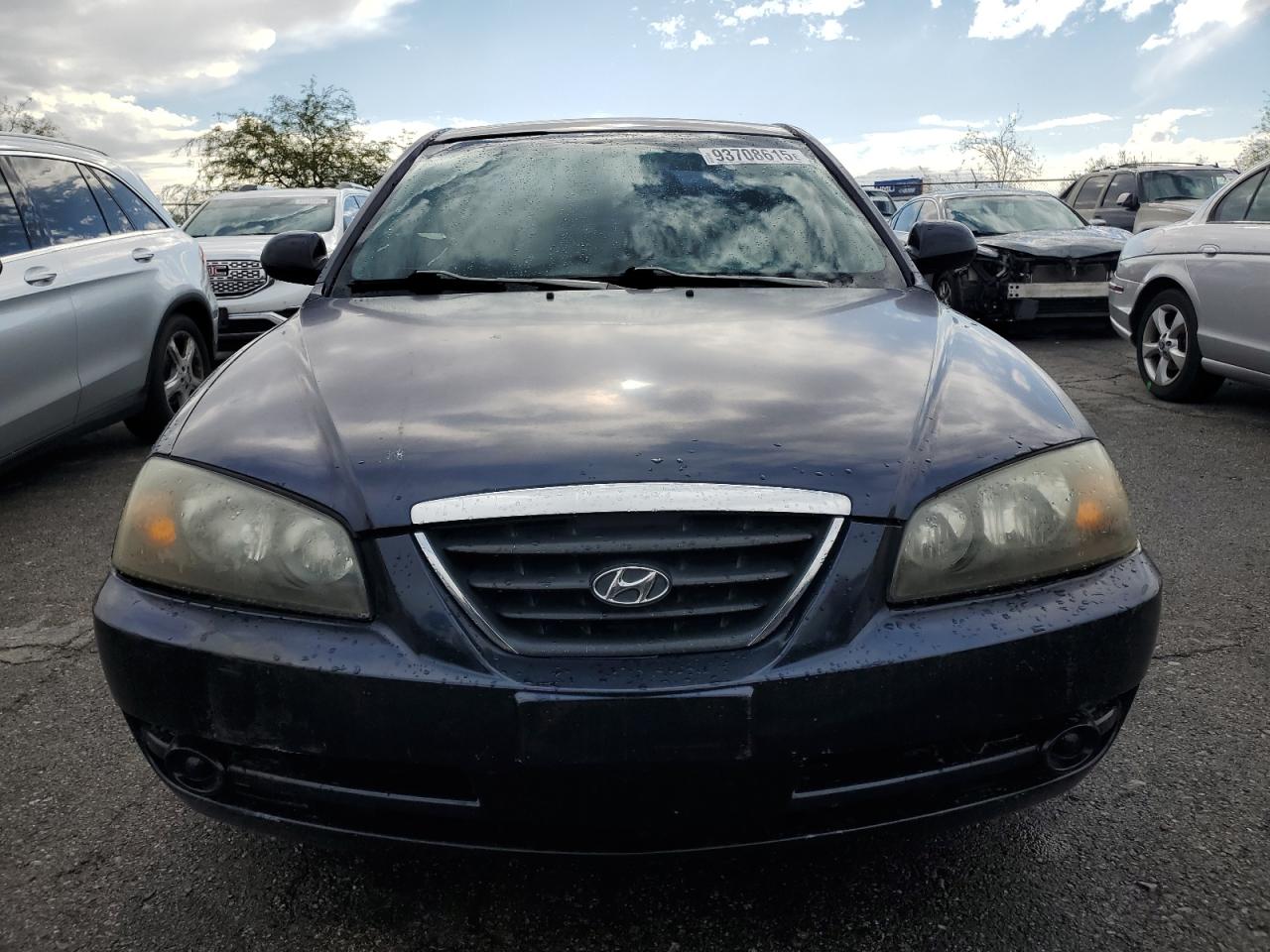 Hyundai ELANTRA Gls Image 2