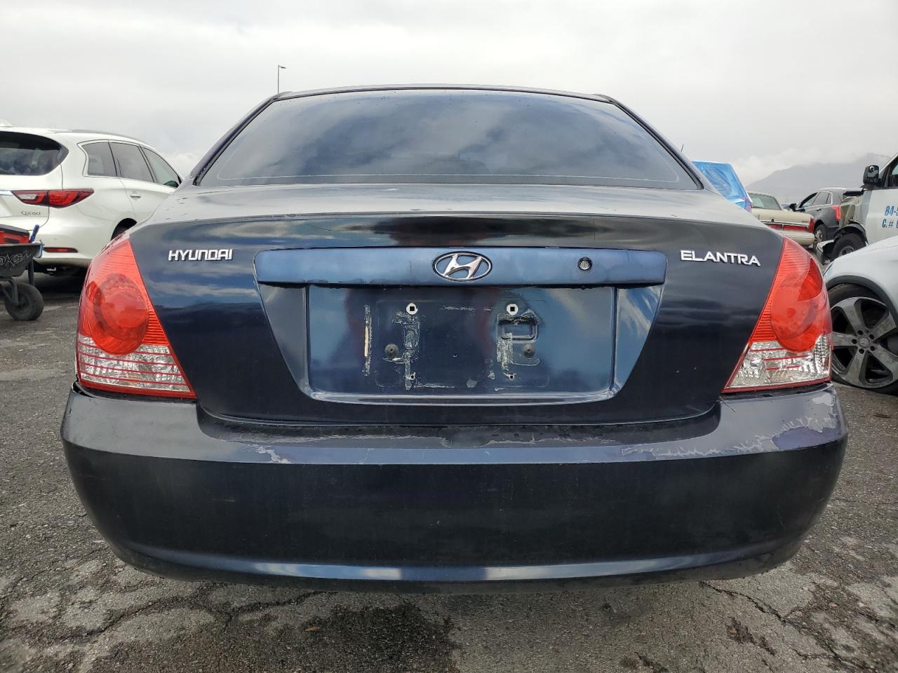 Hyundai ELANTRA Gls Image 4