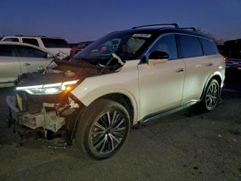  Salvage INFINITI Qx