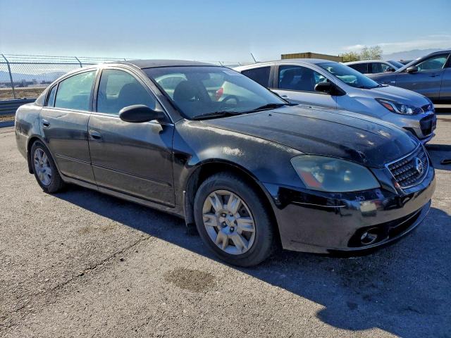 Nissan Altima S Image 6