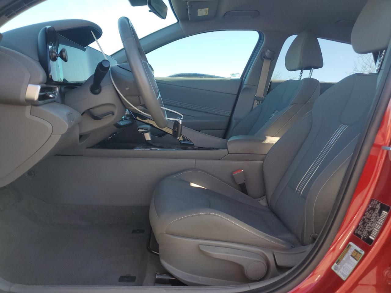 Hyundai ELANTRA Sel Image 5