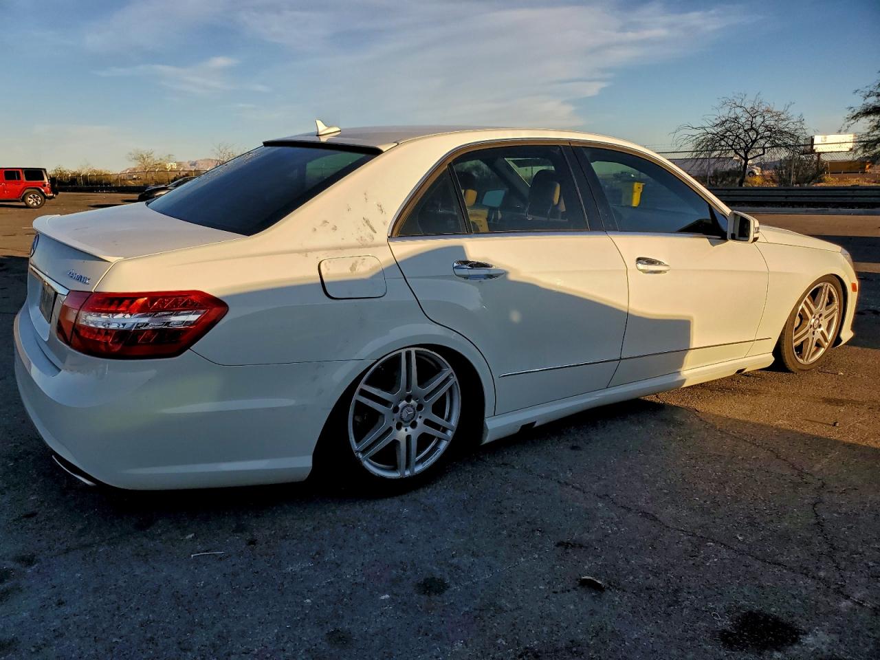 Mercedes-Benz E-Class 550 4matic Image 2