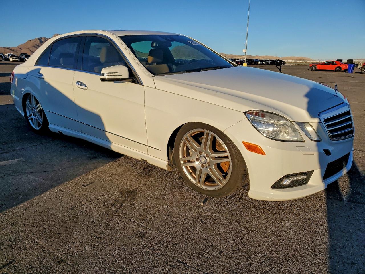 Mercedes-Benz E-Class 550 4matic Image 12