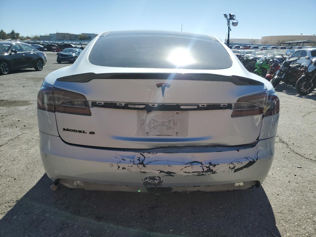 Tesla Model S Image 4