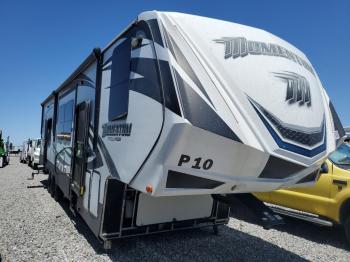  Salvage Grandesign Momentum