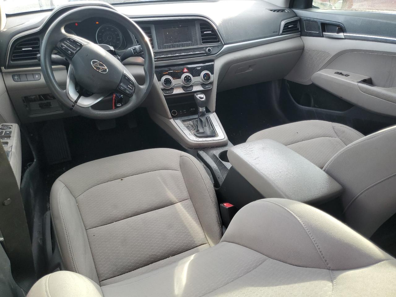 Hyundai ELANTRA Se Image 3