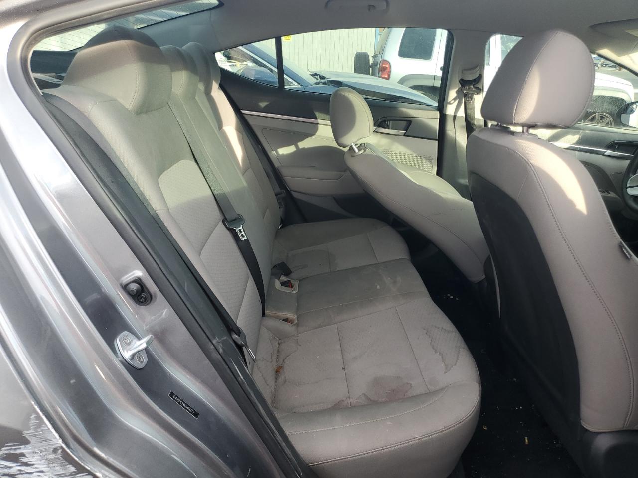 Hyundai ELANTRA Se Image 13