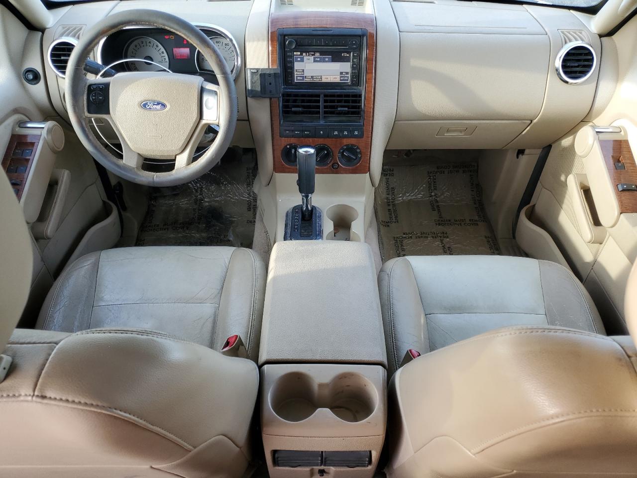 Ford Explorer Eddie Bauer Image 3