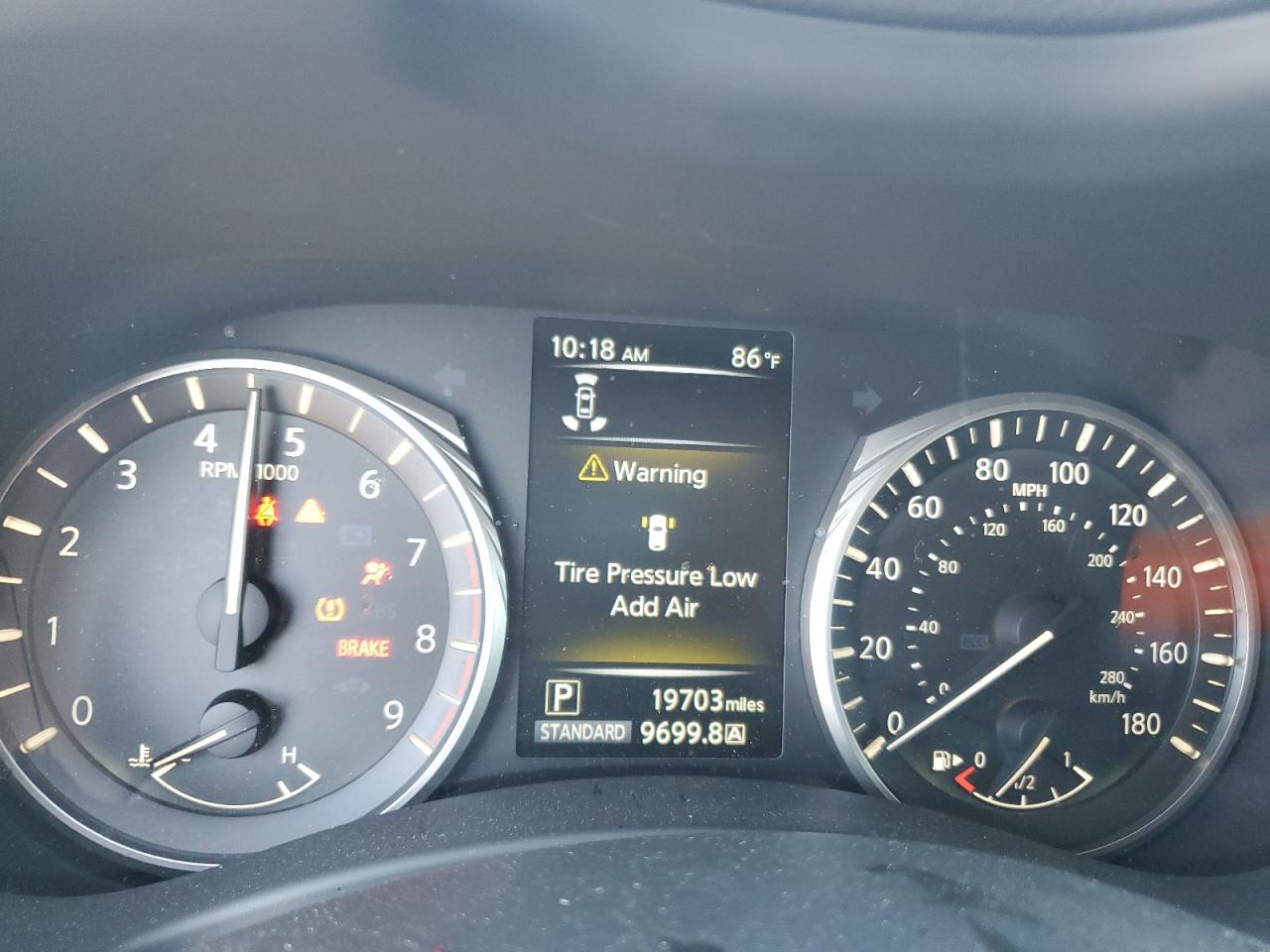 INFINITI Q50 Luxe Image 10