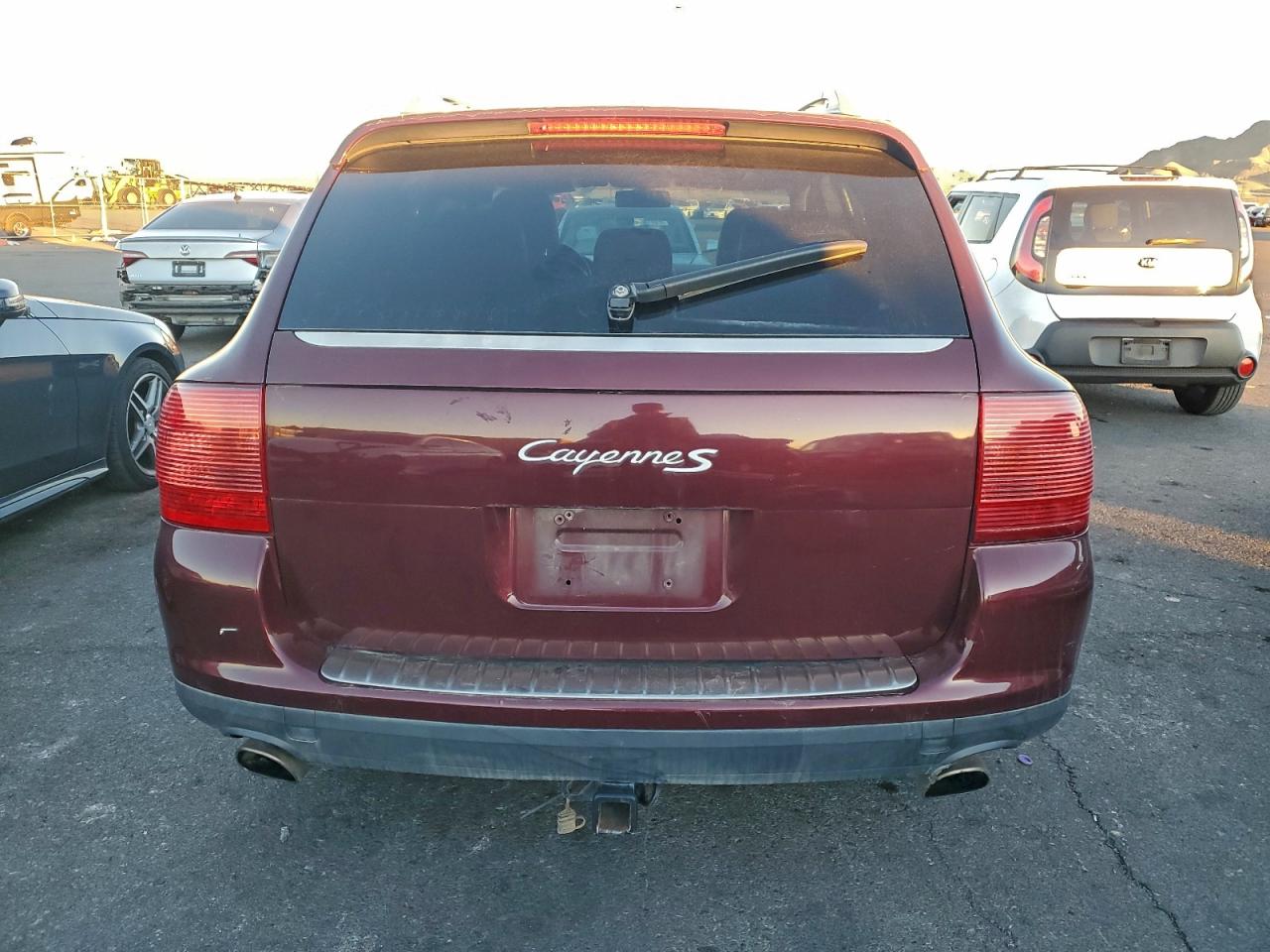 Porsche Cayenne S Image 8